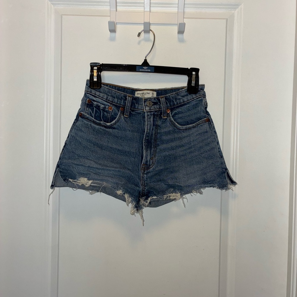 Abercrombie Mom Shorts High Rise